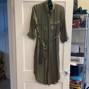 Large Khaki green forever 21 midi shirt dress